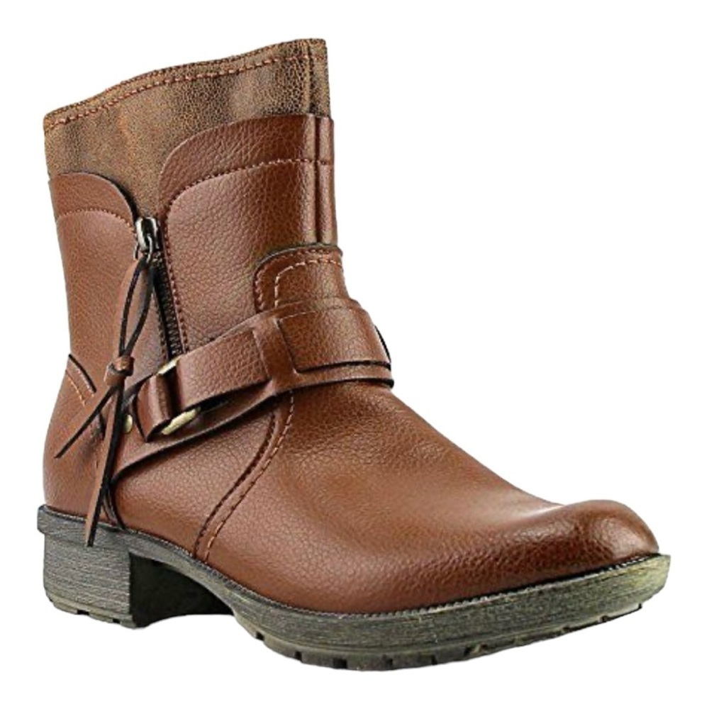 Clarks Riddle Avant Side Zip Boots with Brass Accents In Tan Size 6